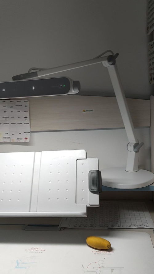 晚上該給嬰兒開什么亮度的護眼燈才不傷害眼睛